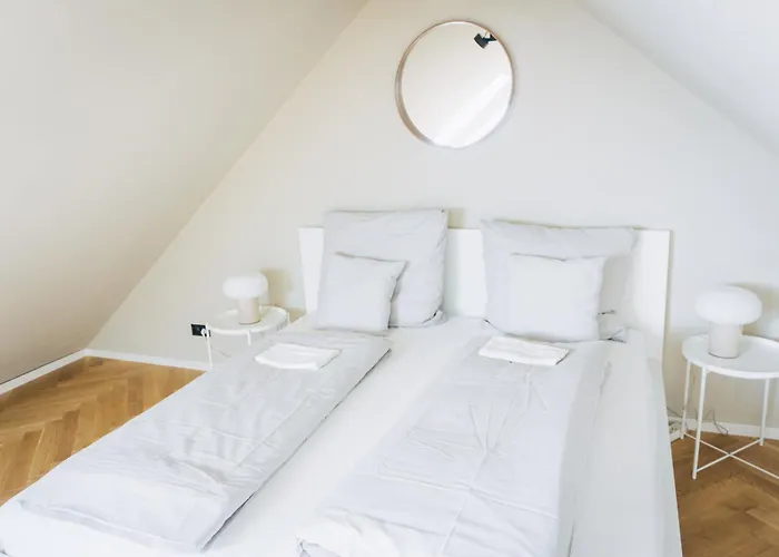 Raum Life - Design In * Hallbergmoos