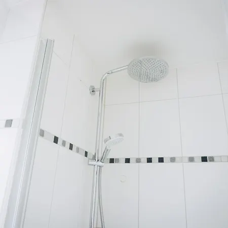 Homestay Raum Life - Design In Hallbergmoos