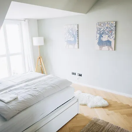 Homestay Raum Life - Design In Hallbergmoos